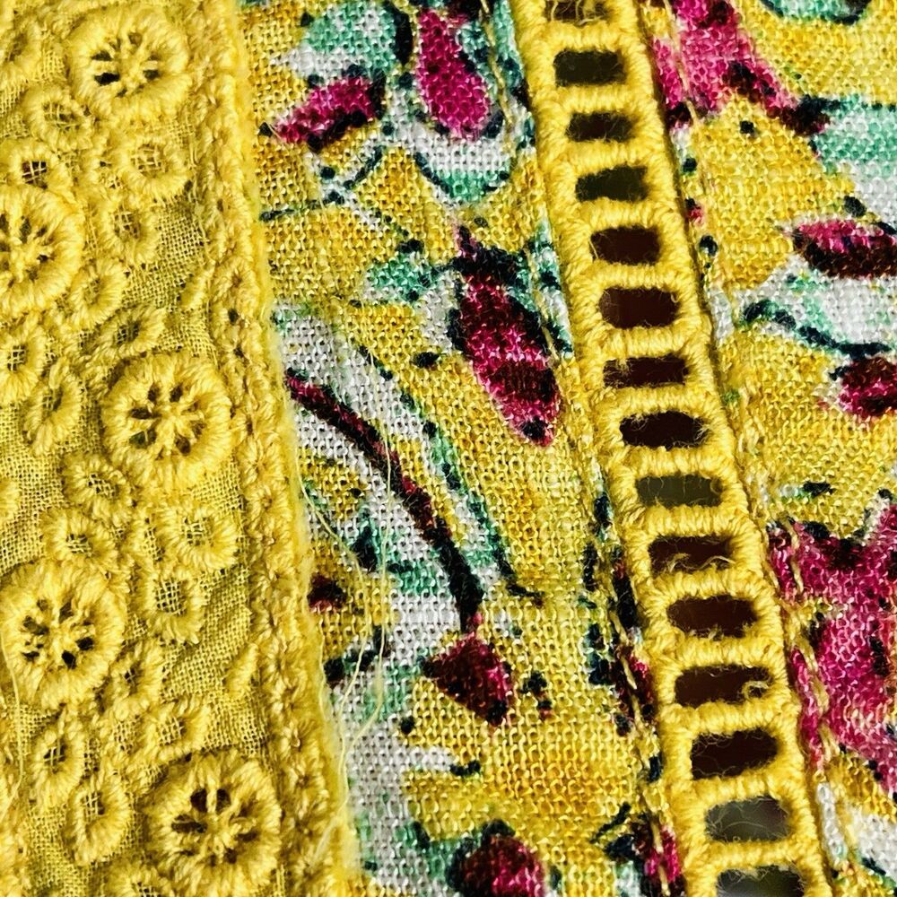 Anthropologie Pilcro Pintuck Peasant Blouse Yellow Floral Lace Trim Size S - Picture 11 of 16